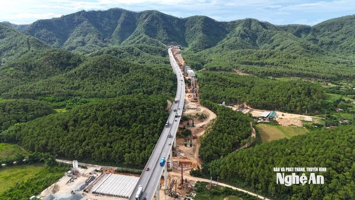 Dự án hoàn thiện hầm Thần Vũ đang được tập trung thi công để đưa vào vận hành tháng 6/2027. Ảnh: Nguyễn Toàn