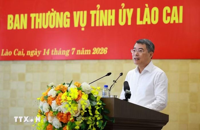Thủ tướng Lê Minh Hưng kết luận buổi làm việc với Ban Thường vụ Tỉnh ủy Lào Cai. (Ảnh: Dương Giang/TTXVN)