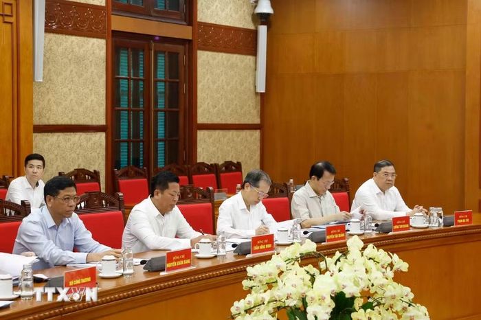 Các đại biểu tham dự cuộc làm việc. (Ảnh: Thống Nhất/TTXVN)