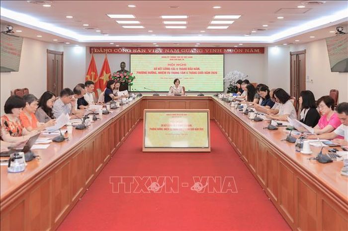Quang cảnh hội nghị.