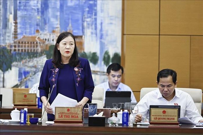 Chủ nhiệm Ủy ban Dân nguyện và Giám sát của Quốc hội Lê Thị Nga phát biểu. Ảnh: Doãn Tấn/TTXVN