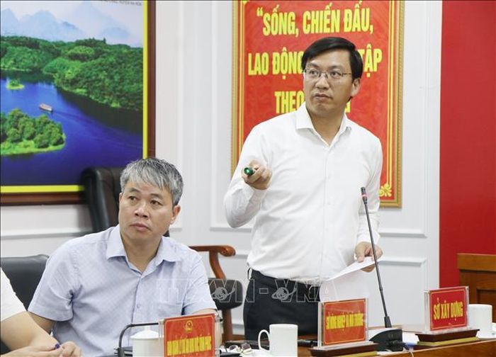 Giám đốc Sở Xây dựng tỉnh Phú Thọ Nguyễn Xuân Quang phát biểu tại hội nghị. Ảnh: Thu Hương/TTXVN