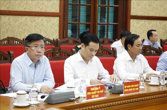 Các đại biểu tham dự cuộc làm việc. Ảnh: Thống Nhất/TTXVN