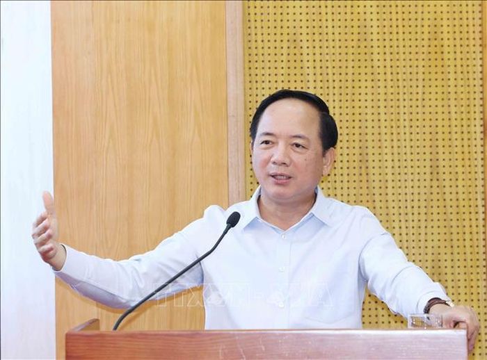 Đồng chí Trịnh Văn Quyết, Ủy viên Bộ Chính trị, Bí thư Trung ương Đảng, Trưởng Ban Tuyên giáo và Dân vận Trung ương phát biểu chỉ đạo hội nghị. Ảnh: Phương Hoa/TTXVN