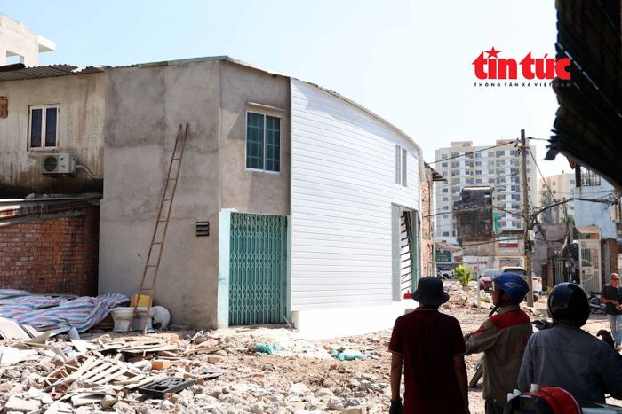 Một công trình xây dựng nhà ở riêng lẻ ở phường Bình Thạnh.