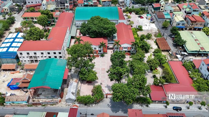 Năm 2025, tổng sản phẩm của xã đạt khoảng 9.343 tỷ đồng, thu nhập bình quân đầu người gần 88 triệu đồng. Công nghiệp - xây dựng chiếm 53% cơ cấu kinh tế; thương mại - dịch vụ gần 35%; nông nghiệp khoảng 12%.