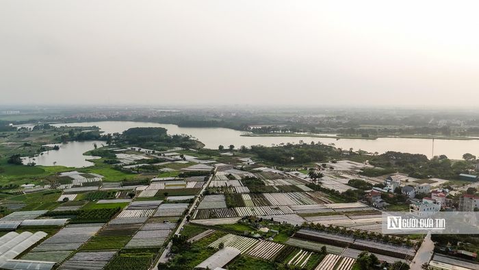 Ông Đặng Minh Thắng - Phó Bí thư Thường trực Đảng ủy xã Phúc Thịnh cho biết, xã có rất nhiều lợi thế, là các trục đường kết nối giao thông giữa sân bay Nội Bài về nội đô, các tuyến đường vành đai kết nối với các tỉnh; trong tương lai sẽ có hệ thống đường sắt đô thị. Không gian phát triển của Phúc Thịnh trong thời gian tới sẽ rất tốt, giúp kết nối và phát triển kinh tế cho xã. 