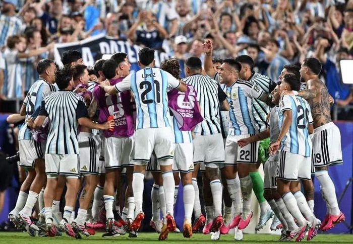 Khả năng gặp tuyển Pháp tại trận chung kết và giữ lại cup Vàng của tuyển Argentina được đánh giá cao. Ảnh: Getty.