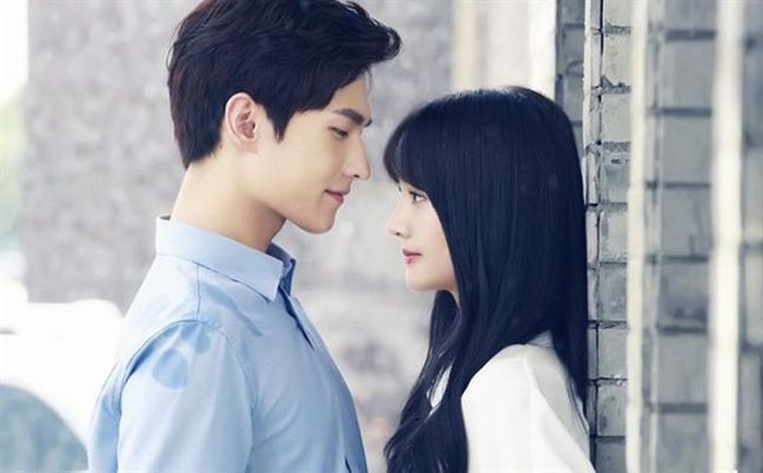 Yêu Em Từ Cái Nhìn Đầu Tiên do Dương Dương, Trịnh Sảng đóng chính. Ảnh: Weibo 