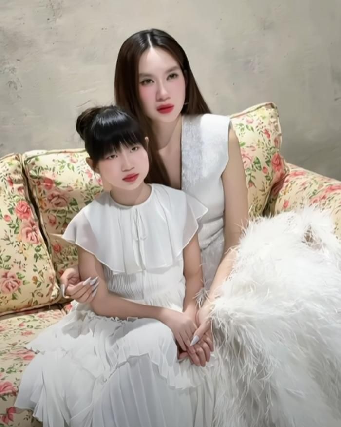 Ái nữ Sunny được khen ngày càng xinh xắn, sở hữu nhiều nét giống mẹ Minh Hà. (Ảnh: Ly Hai Minh Ha)