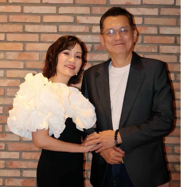 Hồng Đào và Hữu Châu là đôi bạn gắn bó với nhau hơn 4 thập kỷ. 