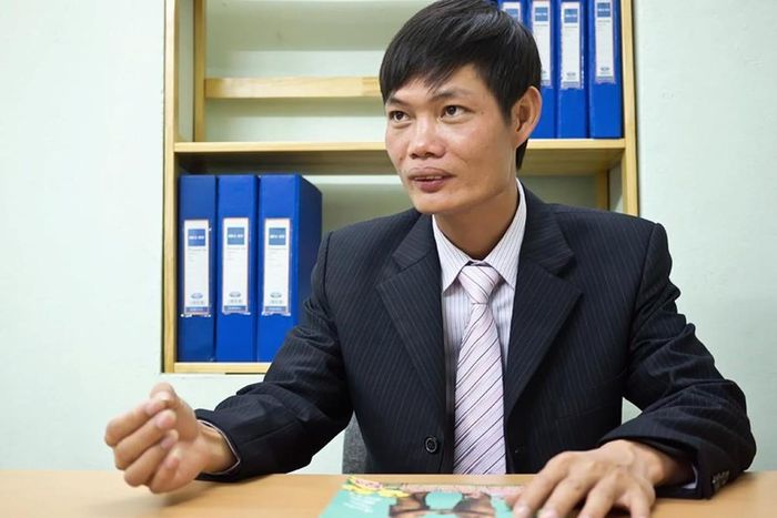 Kỹ sư Lê Văn Tạch