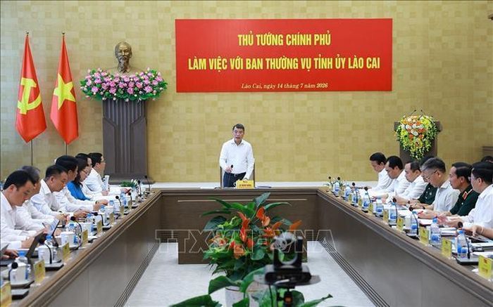 Thủ tướng Lê Minh Hưng làm việc với Ban Thường vụ Tỉnh ủy Lào Cai. Ảnh: Dương Giang - TTXVN
