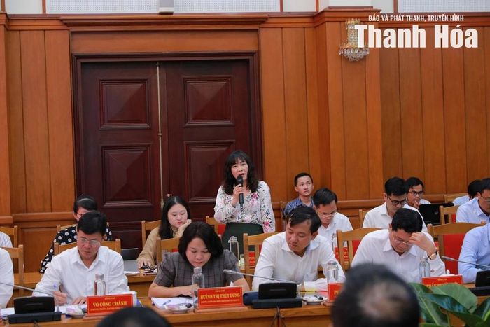 Lãnh đạo sở Văn hóa, thể thao và Du lịch thành phố Đà Nẵng phát biểu tại buổi làm việc.