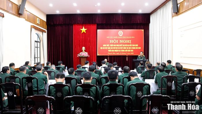 Toàn cảnh hội nghị.