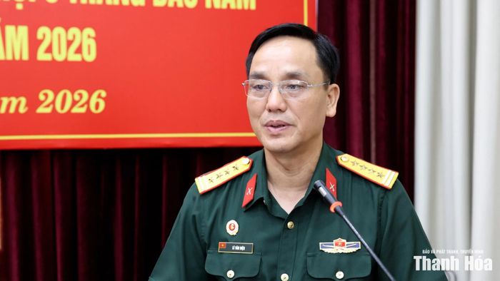 Chủ tịch Hội CCB tỉnh Lê Văn Diện phát biểu tại hội nghị.