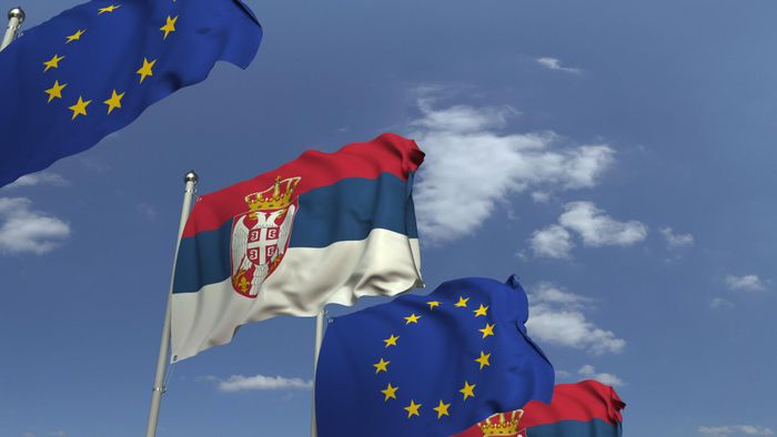 Tiến trình gia nhập EU của Serbia vẫn đối mặt nhiều trở ngại chính trị. Ảnh: Euronews.