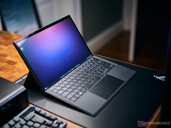 Asus ROG Flow Z13 là mẫu laptop tốt ở nhiều khía cạnh nhưng chưa xứng đáng nhận điểm 10 tuyệt đối về khả năng sửa chữa.