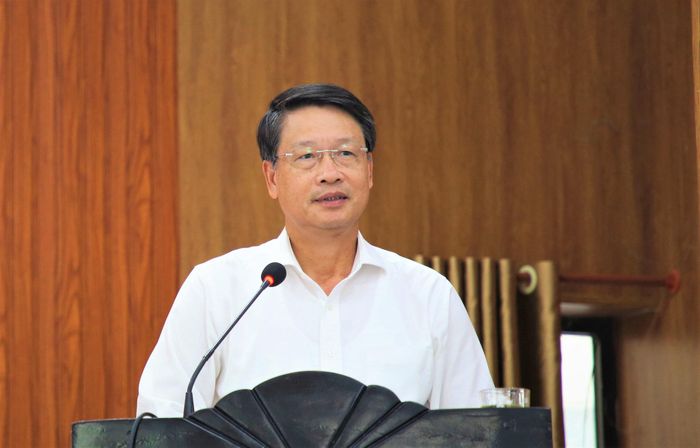 Phó Bí thư Thành ủy Ngô Xuân Thắng phát biểu chỉ đạo tại hội nghị. Ảnh: ALĂNG NGƯỚC