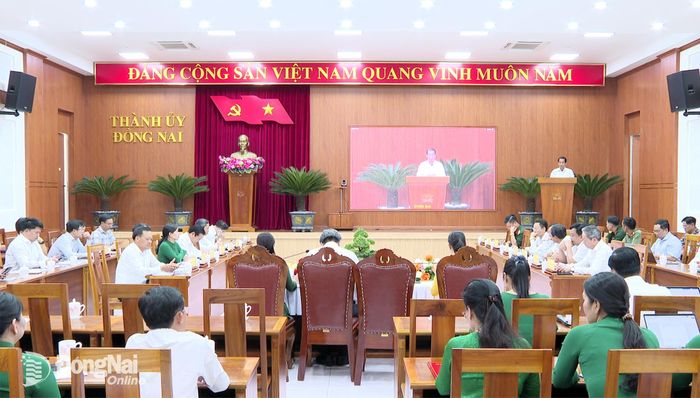 Toàn cảnh hội nghị. Ảnh: Hoàng Vũ