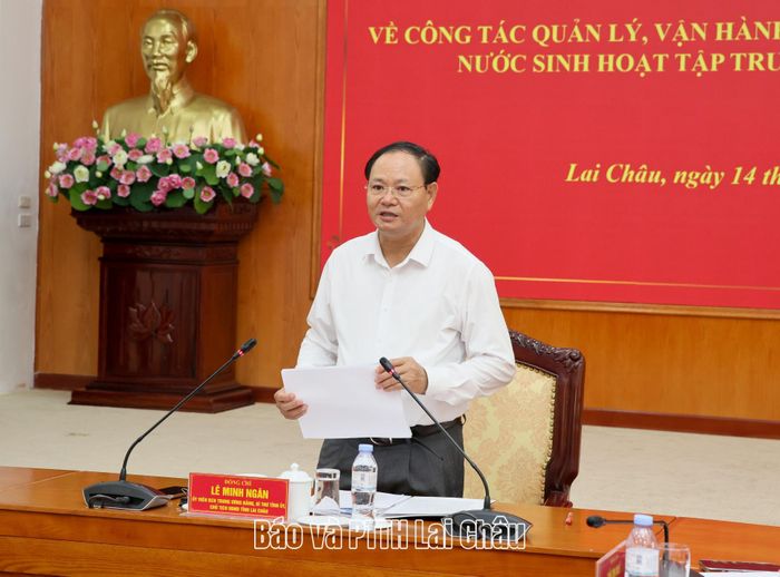 Đồng chí Lê Minh Ngân - Bí thư Tỉnh ủy, Chủ tịch HĐND tỉnh phát biểu kết luận phiên giải trình. 
