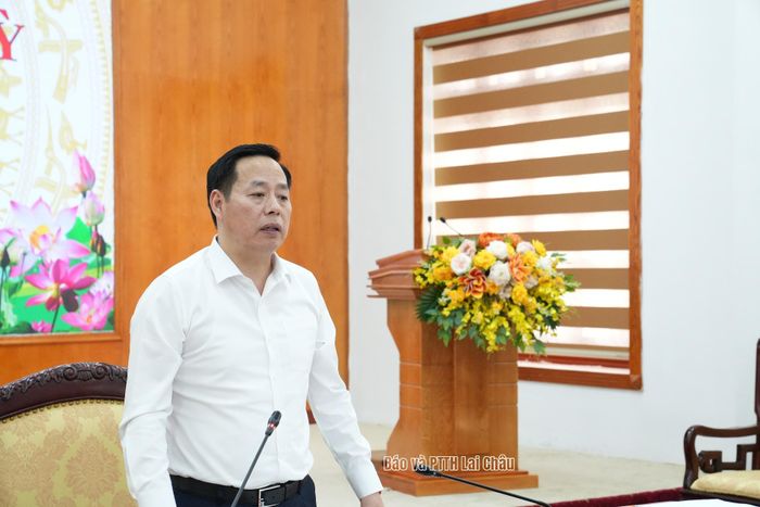 Đồng chí Hà Quang Trung - Phó Bí thư Tỉnh Ủy, Chủ tịch UBND tỉnh phát biểu kết luận tại phiên họp.