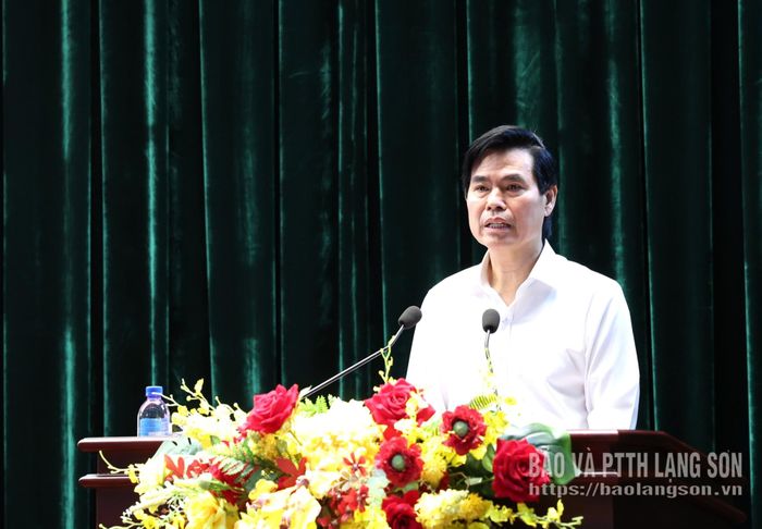 Đồng chí Hoàng Quốc Khánh, Ủy viên Trung ương Đảng, Bí thư Tỉnh ủy phát biểu tại hội nghị