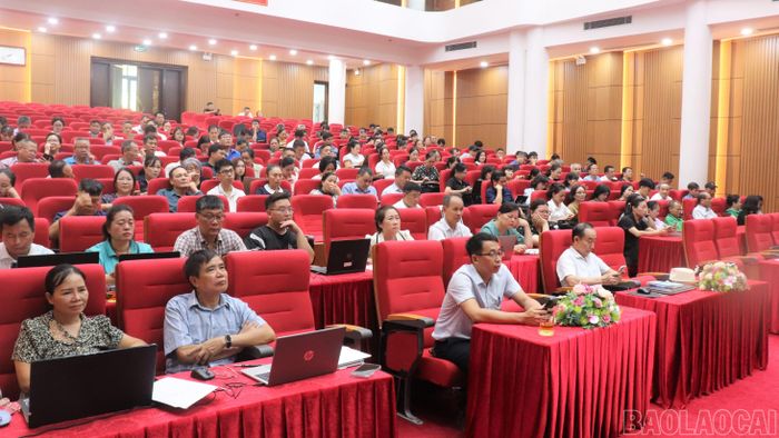 Các đại biểu dự lớp tập huấn.