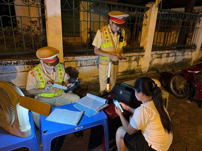 Đội Cảnh sát giao thông đường bộ số 1 thường xuyên thực hiện tuần tra, kiểm soát nhằm kịp thời phát hiện, xử lý các trường hợp vi phạm, góp phần đảm bảo trật tự, an toàn giao thông.