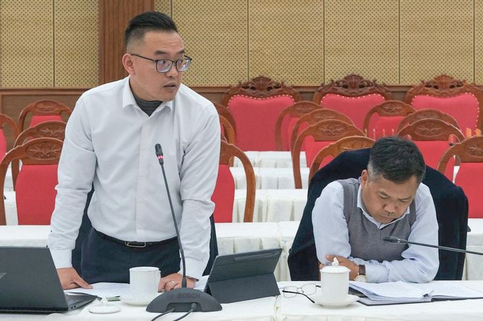 Đại diện phường Lâm Viên - Đà Lạt thuyết trình đồ án