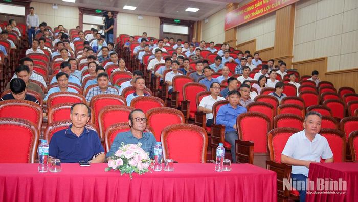 Các đại biểu dự hội nghị tập huấn.