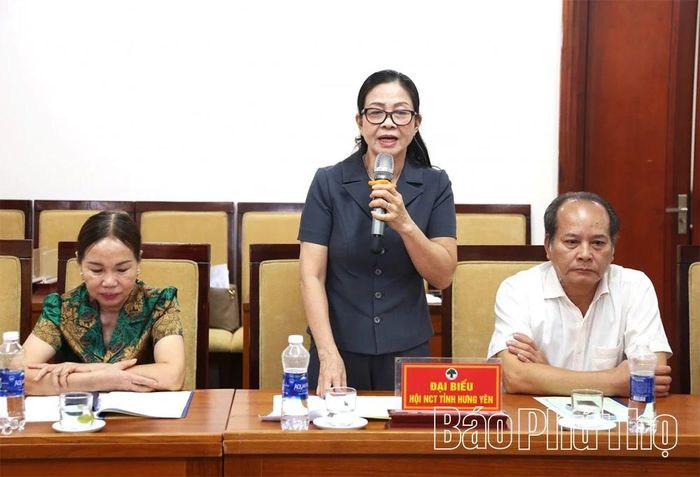 Các đại biểu phát biểu tại hội nghị.