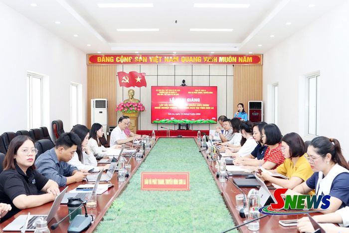 Khai giảng lớp bồi dưỡng theo tiêu chuẩn chức danh nghề nghiệp phóng viên năm 2026.