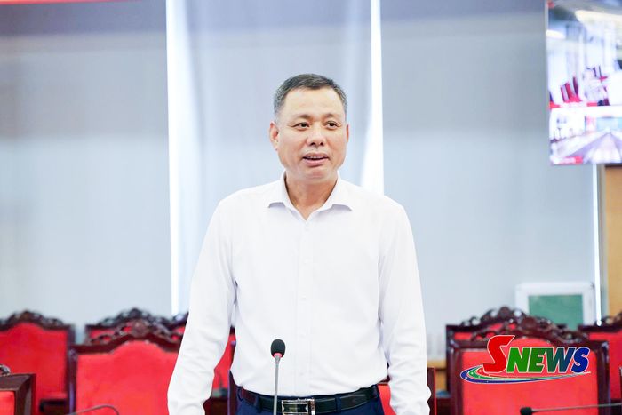 Đồng chí Nguyễn Thành Công, Phó Chủ tịch UBND tỉnh phát biểu tại cuộc làm việc.