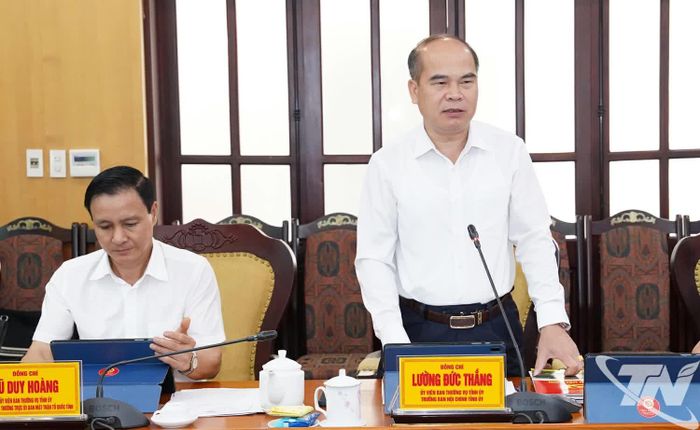 Đồng chí Lường Đức Thắng, Ủy viên Ban Thường vụ, Trưởng Ban Nội chính Tỉnh ủy, thảo luận tại Hội nghị.