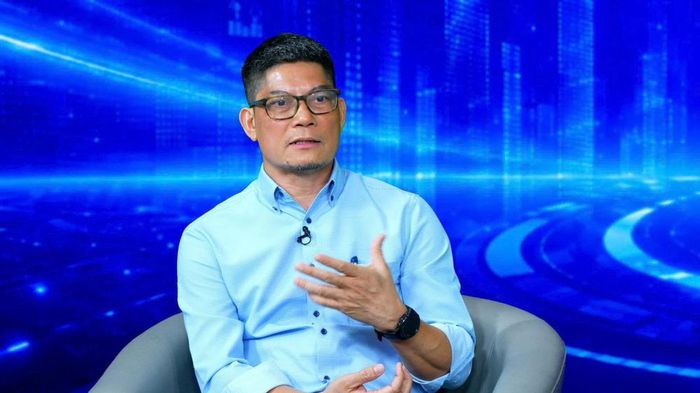Ông Đoàn Quốc Tâm - Phó Chủ tịch Hiệp hội Thương mại điện tử Việt Nam (VECOM) chia sẻ tại Tọa đàm