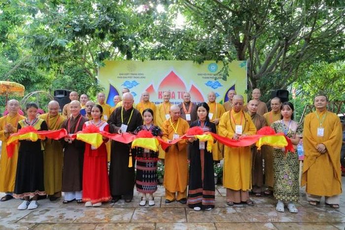 Nhiều chương trình diễn ra trong khóa tu giao lưu