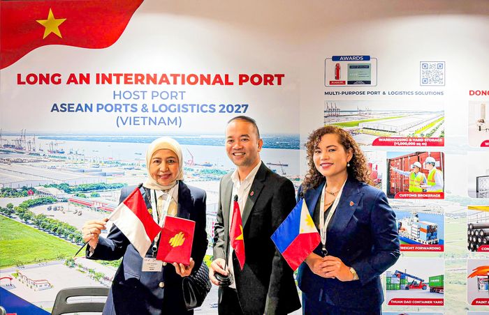 Cảng Quốc tế Long An được trao giải thưởng "Smart Green Port Company of the Year 2026".