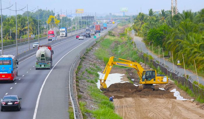 Nhà thầu thi công mở rộng cao tốc TP.HCM - Trung Lương - Mỹ Thuận.