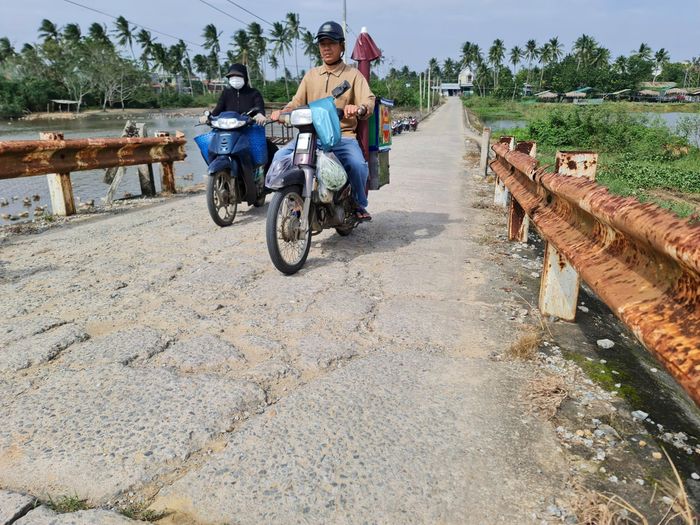 Người dân vùng dự án nhiều lần kiến nghị đầu tư sửa chữa, nâng cấp công trình để phục vụ dân sinh.