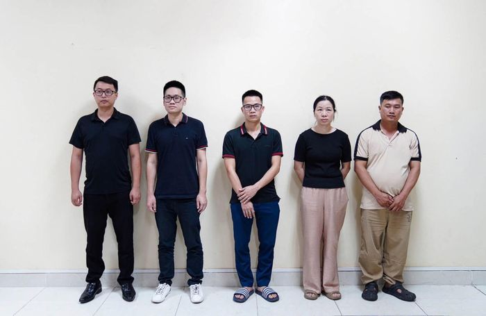 Các đối tượng bị Cơ quan Cảnh sát điều tra Công an tỉnh Phú Thọ khởi tố về tội xâm phạm quyền tác giả, quyền liên quan quy định tại khoản 1, Điều 225 Bộ luật Hình sự.