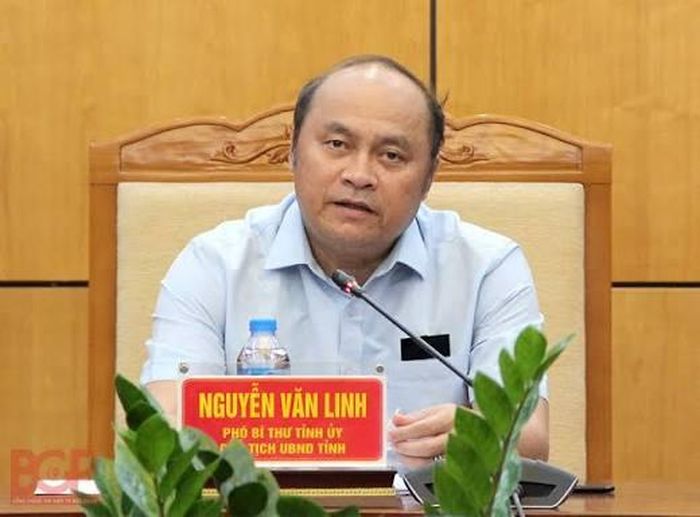 Kỷ luật cảnh cáo nguyên Chủ tịch UBND tỉnh Bắc Giang nhiệm kỳ 2016 - 2021 Nguyễn Văn Linh.