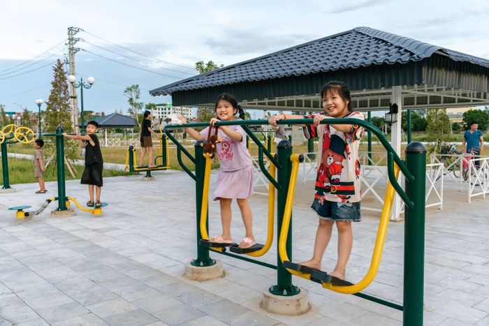 Nụ cười của con cái là niềm vui lớn nhất với bất kỳ cặp đôi nào.
