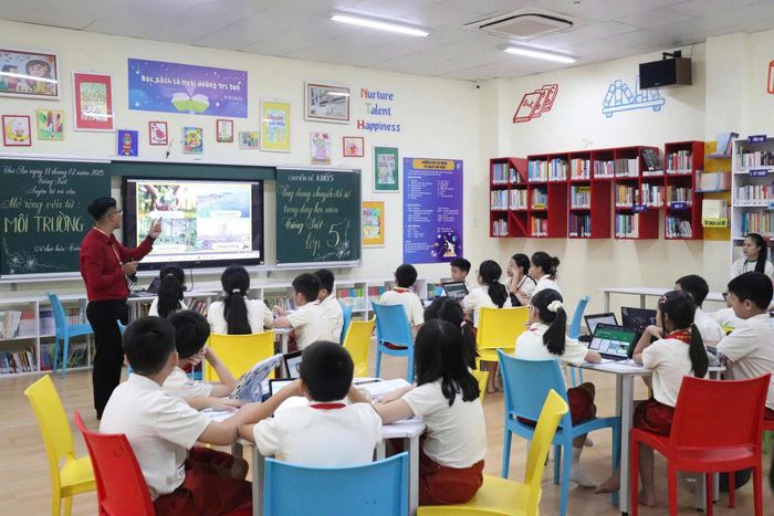 Quá trình sắp xếp mạng lưới trường học phải tạo điều kiện thuận lợi hơn cho học sinh đến trường