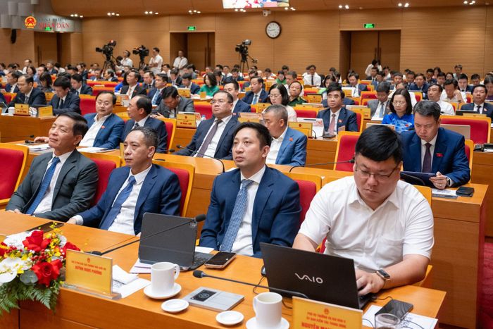 Các đại biểu tham dự kỳ họp