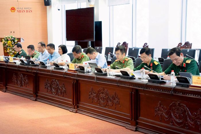 Các đại biểu dự phiên họp