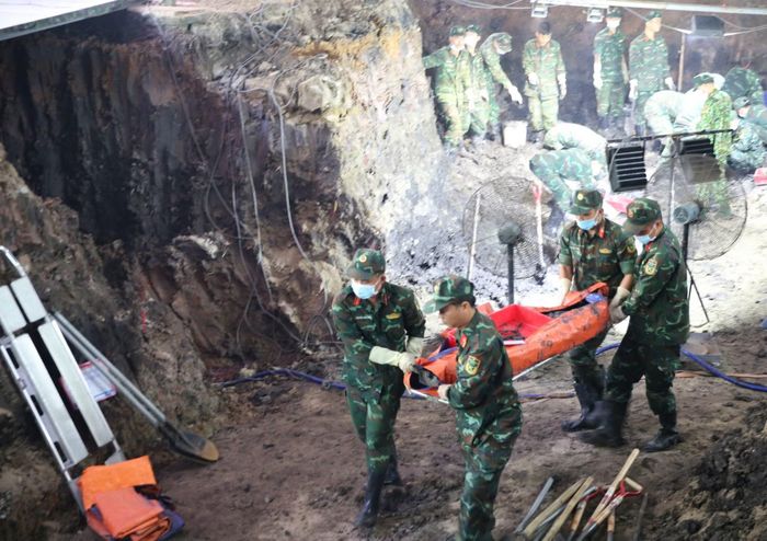 Trong ngày 14/7 đã tìm kiếm và phát hiện, cất bốc được 5 bộ hài cốt liệt sĩ cùng 4 bộ di vật kèm theo.