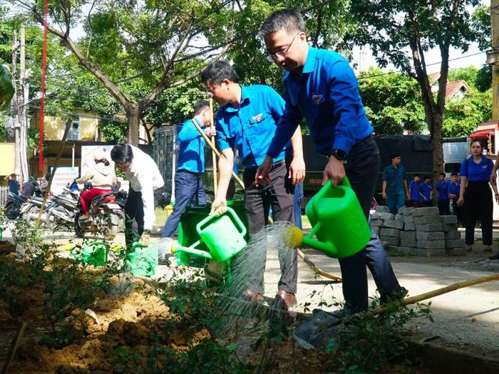 Phong trào Thanh niên tình nguyện đã trở thành dấu ấn tình nguyện của tuổi trẻ Việt Nam.