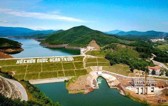 Hồ chứa nước Ngàn Trươi ở tỉnh Hà Tĩnh.