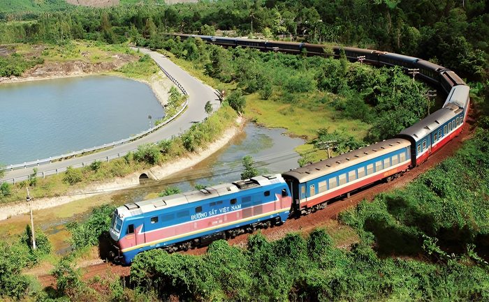Tuyến đường sắt Lào Cai - Hà Nội - Hải Phòng được đề xuất điều chỉnh chủ trương đầu tư ( Hình minh họa, nguồn Internet)